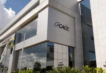 Cade adia decisão sobre multa bilionária da CSN