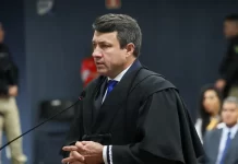 Documento achado na casa de Torres era “minuta do Google”, diz defesa; sessão desta terça é encerrada