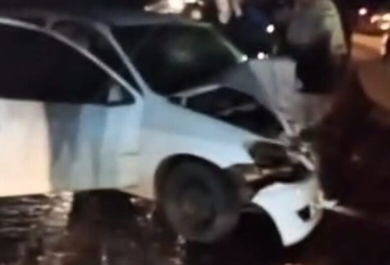 Acidente envolvendo motorista bêbado termina com uma pessoa morta