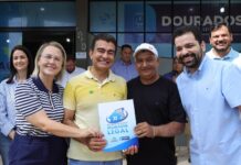 Liandra da Saúde participa de entrega de títulos de regularização fundiária