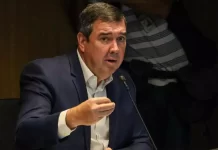 Em Ponta Porã, Riedel supervisiona obras e assina acordo de Convergência Estrutural do Mercosul