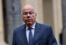 Tarifaço: Mauro Vieira deve liderar comitiva interministerial para reunião com Rubio