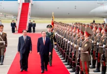 Primeiro-ministro chinês chega à RPDC para celebrações do 80º aniversário do PTC e visita