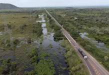 Peão é ferido a tiros por grupo de cavaleiros em fazenda no Pantanal