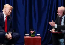 Lula avalia ligar para Trump para destravar reunião sobre tarifaço