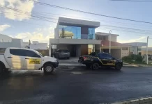 Operação Sem Desconto: PF cumpre 63 mandados e 10 prisões