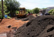 Prefeitura de Dourados inicia obras para acabar com alagamentos no final da Rua Pedro Rigotti