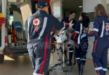 Traficante sofre overdose após 70 cápsulas de cocaína estourarem em seu estômago