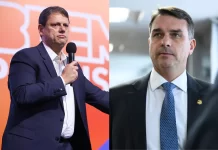 Flávio Bolsonaro diz que ele e Tarcísio estão “mais juntos do que nunca”