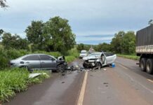 Três pessoas da mesma família morrem em acidente na BR-267