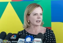 Gleisi coloca fim da escala 6 x 1 e regulamentação de trabalho por aplicativos como prioridades do governo