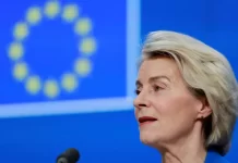 Resposta da UE a Trump será “inabalável, unida e proporcional”, diz von der Leyen