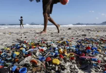 Reforma tributária eleva carga sobre produtos reciclados e pode enfraquecer liderança do Brasil no setor