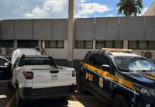 Mulher é presa com mais de 100 kg de droga em carro clonado