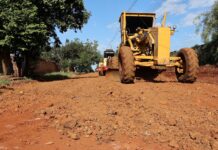 Prefeitura chega à fase final de cascalhamento e resgata mobilidade na Campina Verde