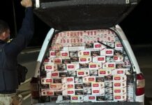 Homem com um menor de idade é preso pela PRF por contrabando de cigarros