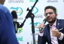 PF cumpre mandado de busca e apreensão contra governador do Acre