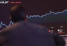 Ibovespa recua após Carnaval com queda da Vale e pressão no mercado