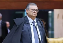 Magistrados reagem a decisões de Dino sobre “penduricalhos” e cogitam greve