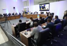 Câmara de Dourados realiza duas sessões nesta segunda-feira