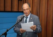 Zé Teixeira reivindica investimentos para a educação em Dourados