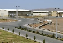 EUA e Israel bombardeiam instalação nuclear no Irã