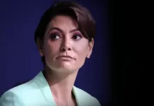 Michelle nega ter recebido vídeo de Eduardo enviado a Bolsonaro