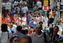 Medo do futuro cresce entre brasileiros, diz Datafolha