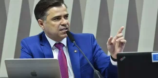 Diretor da Aneel critica Enel por tentar suspender processo