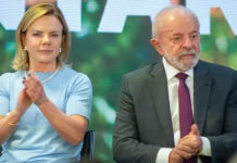 Lula pediu estudo sobre juros do rotativo do cartão de crédito, diz Gleisi Hoffmann