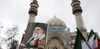 Novo líder Supremo do Irã é escolhido, mas nome não é divulgado