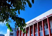 Incêndio atinge parte da rede elétrica e forro de hospital; atendimento não foi interrompido