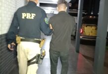 Perseguição termina com tiros, apreensão de 1,2 t de maconha e prisão em Dourados