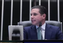 Governo recua de proposta própria sobre fim da escala 6×1 e projeto da Câmara será votado pela CCJ semana que vem