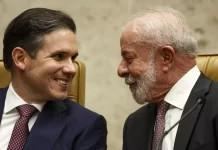 Lula deve enviar ao Congresso nesta semana projeto que acaba com a escala 6×1