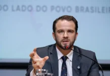 Governo ampliará bloqueio de despesas de ministérios, diz Durigan