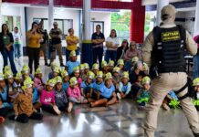 Prefeitura leva ações do Maio Amarelo para alunos do distrito de Vila Vargas