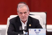 Irã aceita renunciar à bomba nuclear, mas mantém defesa do enriquecimento de urânio