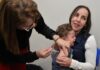 Prefeitura inicia vacinação contra pneumonia e meningite com boa procura nas UBSs