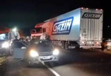 Acidente entre ambulância, carreta e carro deixa 12 feridos na BR-163