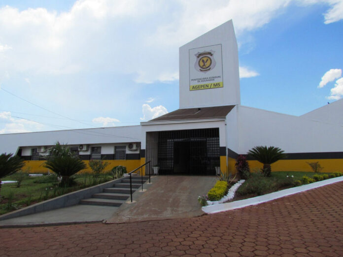 Bebê nasce dentro da Penitenciária de Dourados após visitante entrar em trabalho de parto_6a277953ed689.jpeg