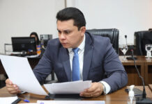 Dalton quer ação integrada no enfrentamento a problemas crônicos na Praça Paraguaia