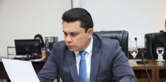 Dalton quer ação integrada no enfrentamento a problemas crônicos na Praça Paraguaia