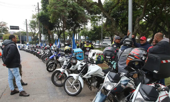 Governo prepara linha de crédito para motociclistas de aplicativos_6a277603eba83.jpeg