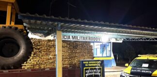 Maconha avaliada em quase R$ 2 milhões é apreendida dentro de pneus de trator