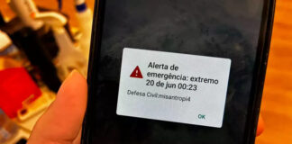 Mensagem em celulares gera pânico durante a madrugada e Defesa Civil alega invasão de sistema