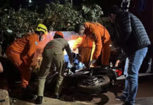 Motociclista morre após colidir contra caçamba de entulho em rua de Rio Brilhante