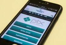 Pix por aproximação passa a mostrar saldo e limite antes do pagamento