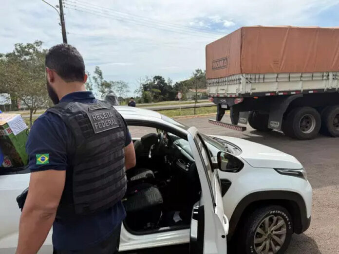 Receita intensifica fiscalização na fronteira e apreende R$ 1,9 milhão em mercadorias_6a1f8e3012ba8.jpeg