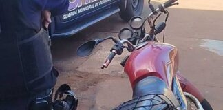 Comprada pela internet, moto com registro de furto leva condutor à delegacia
